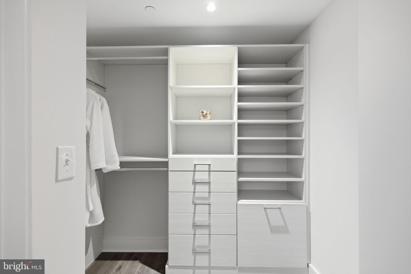 1745 N ST NW #113, WASHINGTON, District Of Columbia 20036, 2 Bedrooms Bedrooms, ,2 BathroomsBathrooms,Residential,For sale,1745 N ST NW #113,DCDC2240272 MLS # DCDC2240272