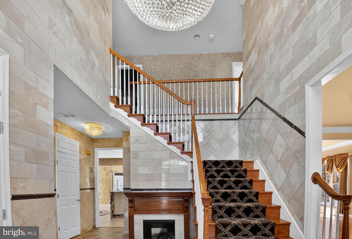 8099 PAPER BIRCH DR, LORTON, Virginia 22079, 5 Bedrooms Bedrooms, ,4 BathroomsBathrooms,Residential,For sale,8099 PAPER BIRCH DR,VAFX2284728 MLS # VAFX2284728