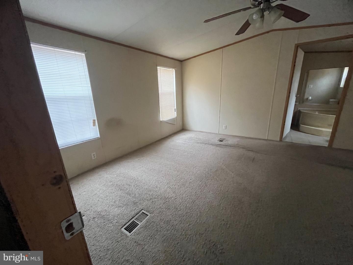 11498 DRY BRIDGE RD, RUTHER GLEN, Virginia 22546, 3 Bedrooms Bedrooms, 5 Rooms Rooms,2 BathroomsBathrooms,Residential,For sale,11498 DRY BRIDGE RD,VACV2009372 MLS # VACV2009372