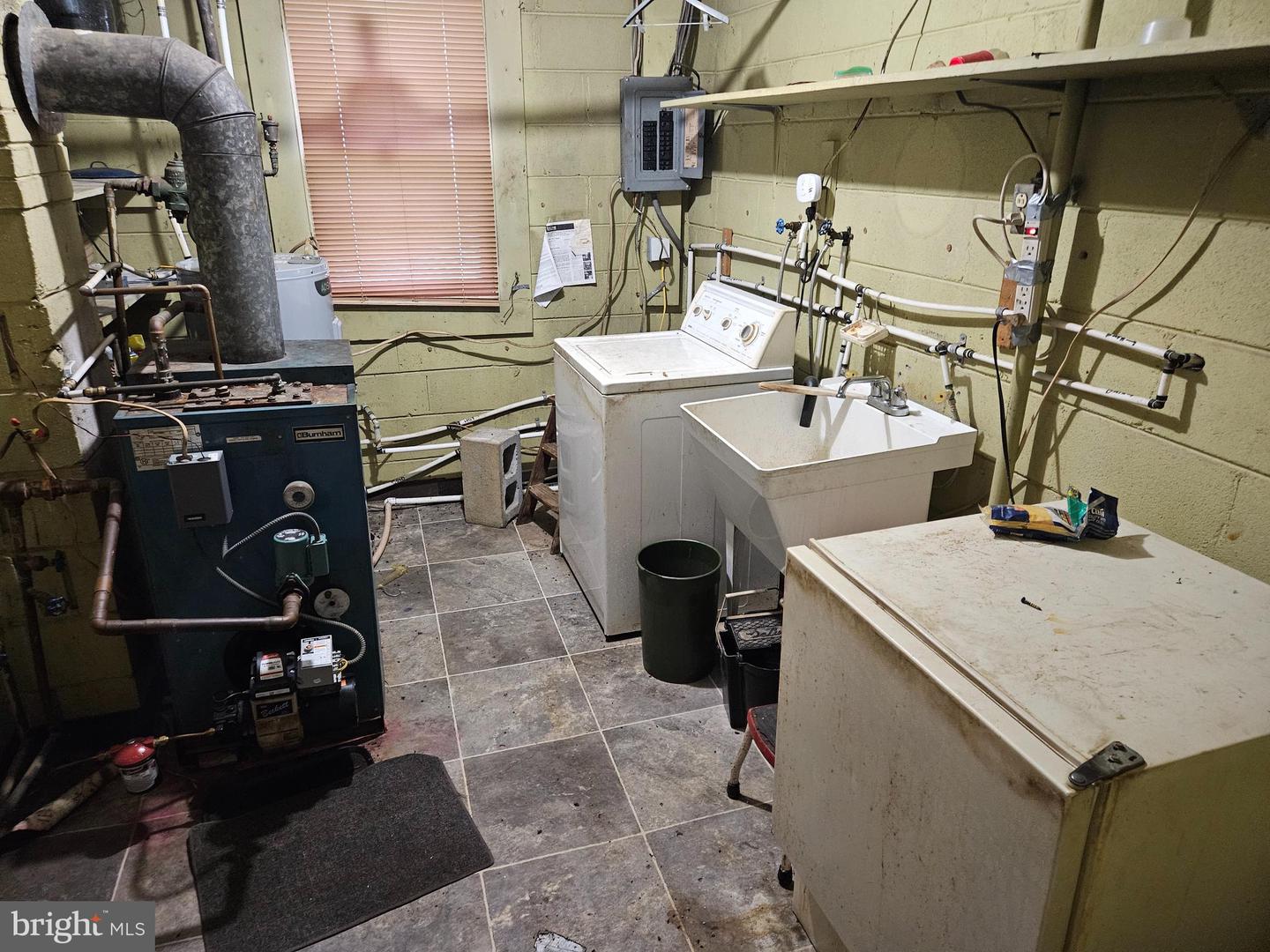 16485 DAWN BLVD, HANOVER, Virginia 23069, 3 Bedrooms Bedrooms, 7 Rooms Rooms,2 BathroomsBathrooms,Residential,For sale,16485 DAWN BLVD,VACV2009374 MLS # VACV2009374