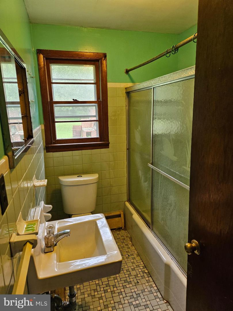 16485 DAWN BLVD, HANOVER, Virginia 23069, 3 Bedrooms Bedrooms, 7 Rooms Rooms,2 BathroomsBathrooms,Residential,For sale,16485 DAWN BLVD,VACV2009374 MLS # VACV2009374