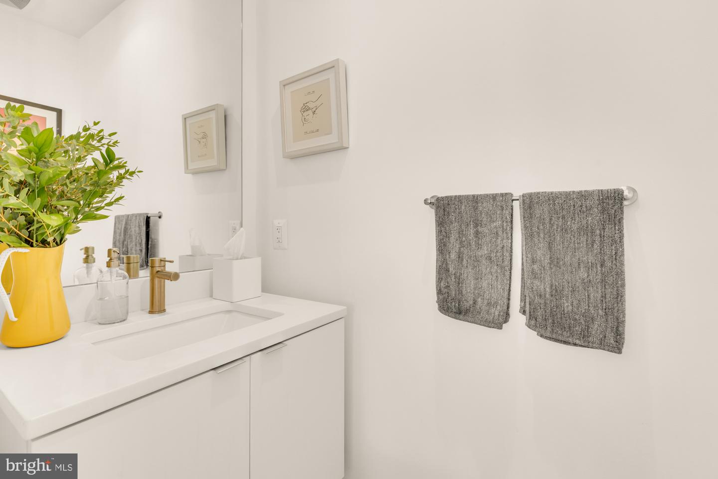 1501 4TH ST NW #1, WASHINGTON, District Of Columbia 20001, 3 Bedrooms Bedrooms, ,2 BathroomsBathrooms,Residential,For sale,1501 4TH ST NW #1,DCDC2240334 MLS # DCDC2240334 1501 4TH ST NW #1, WASHINGTON, District Of Columbia 20001, 3 Bedrooms Bedrooms, ,2 BathroomsBathrooms,Residential,For sale,1501 4TH ST NW #1,DCDC2240334 MLS # DCDC2240334