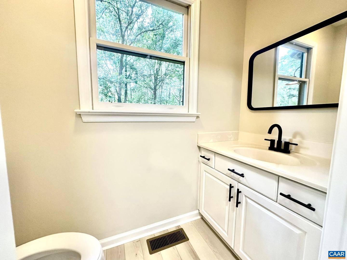 439 DEER DR, RUCKERSVILLE, Virginia 22968, 4 Bedrooms Bedrooms, ,4 BathroomsBathrooms,Residential,For sale,439 DEER DR,672286 MLS # 672286