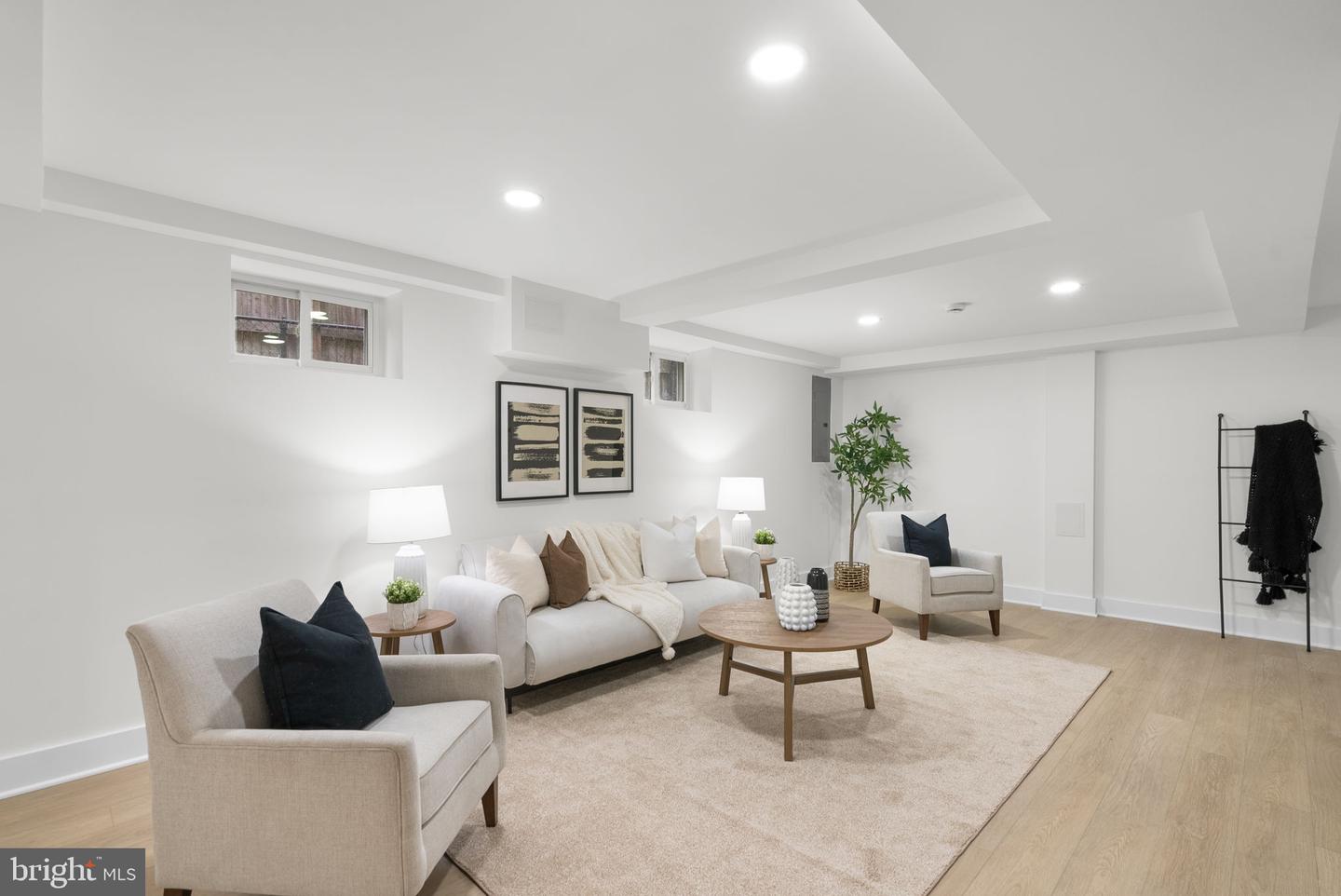 6328 NORTH CAPITOL ST NW, WASHINGTON, District Of Columbia 20011, 3 Bedrooms Bedrooms, ,2 BathroomsBathrooms,Residential,For sale,6328 NORTH CAPITOL ST NW,DCDC2240352 MLS # DCDC2240352