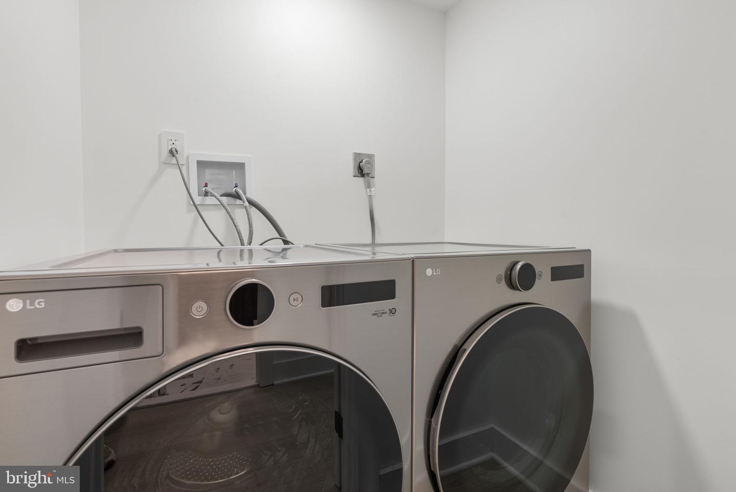 6328 NORTH CAPITOL ST NW, WASHINGTON, District Of Columbia 20011, 3 Bedrooms Bedrooms, ,2 BathroomsBathrooms,Residential,For sale,6328 NORTH CAPITOL ST NW,DCDC2240352 MLS # DCDC2240352