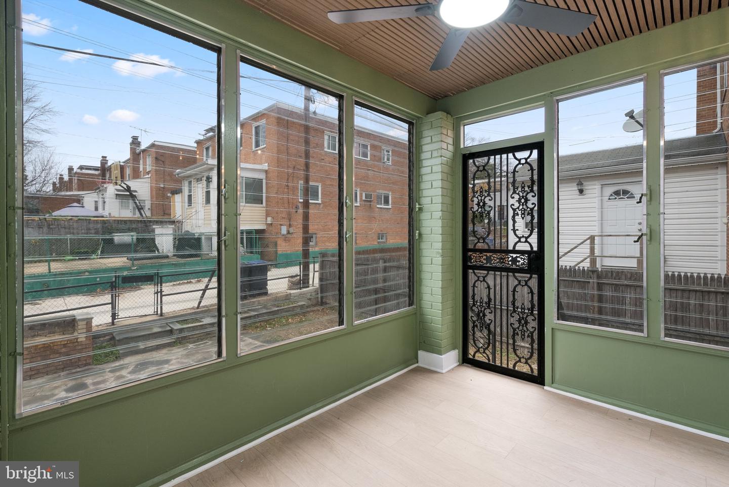 6328 NORTH CAPITOL ST NW, WASHINGTON, District Of Columbia 20011, 3 Bedrooms Bedrooms, ,2 BathroomsBathrooms,Residential,For sale,6328 NORTH CAPITOL ST NW,DCDC2240352 MLS # DCDC2240352