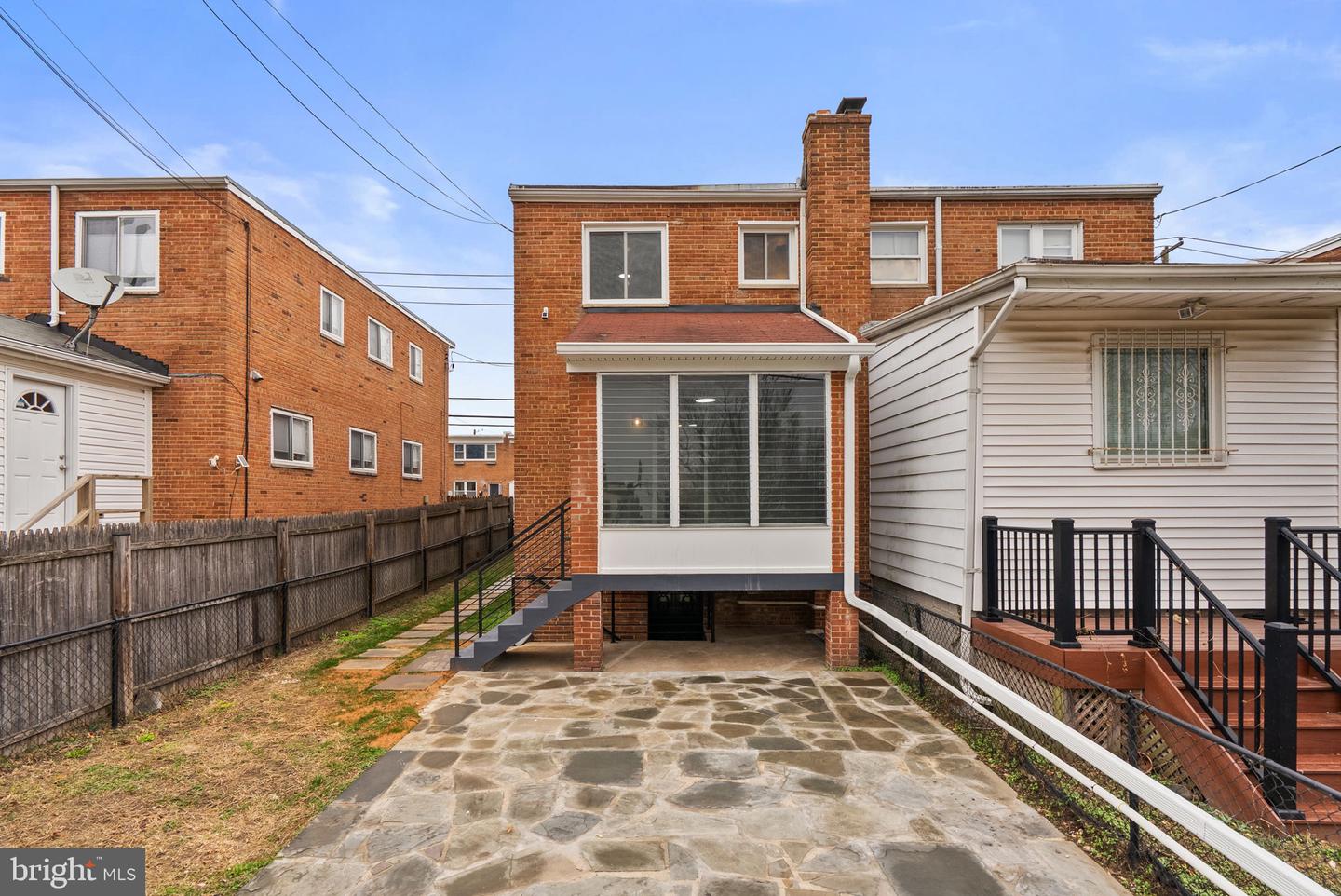 6328 NORTH CAPITOL ST NW, WASHINGTON, District Of Columbia 20011, 3 Bedrooms Bedrooms, ,2 BathroomsBathrooms,Residential,For sale,6328 NORTH CAPITOL ST NW,DCDC2240352 MLS # DCDC2240352