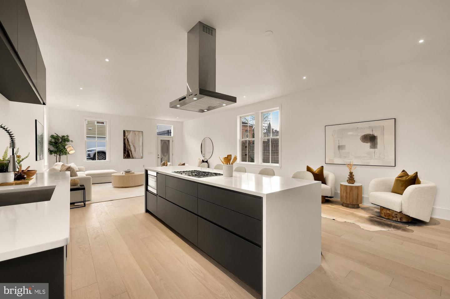 329 8TH ST NE, WASHINGTON, District Of Columbia 20002, ,Land,For sale,329 8TH ST NE,DCDC2235074 MLS # DCDC2235074