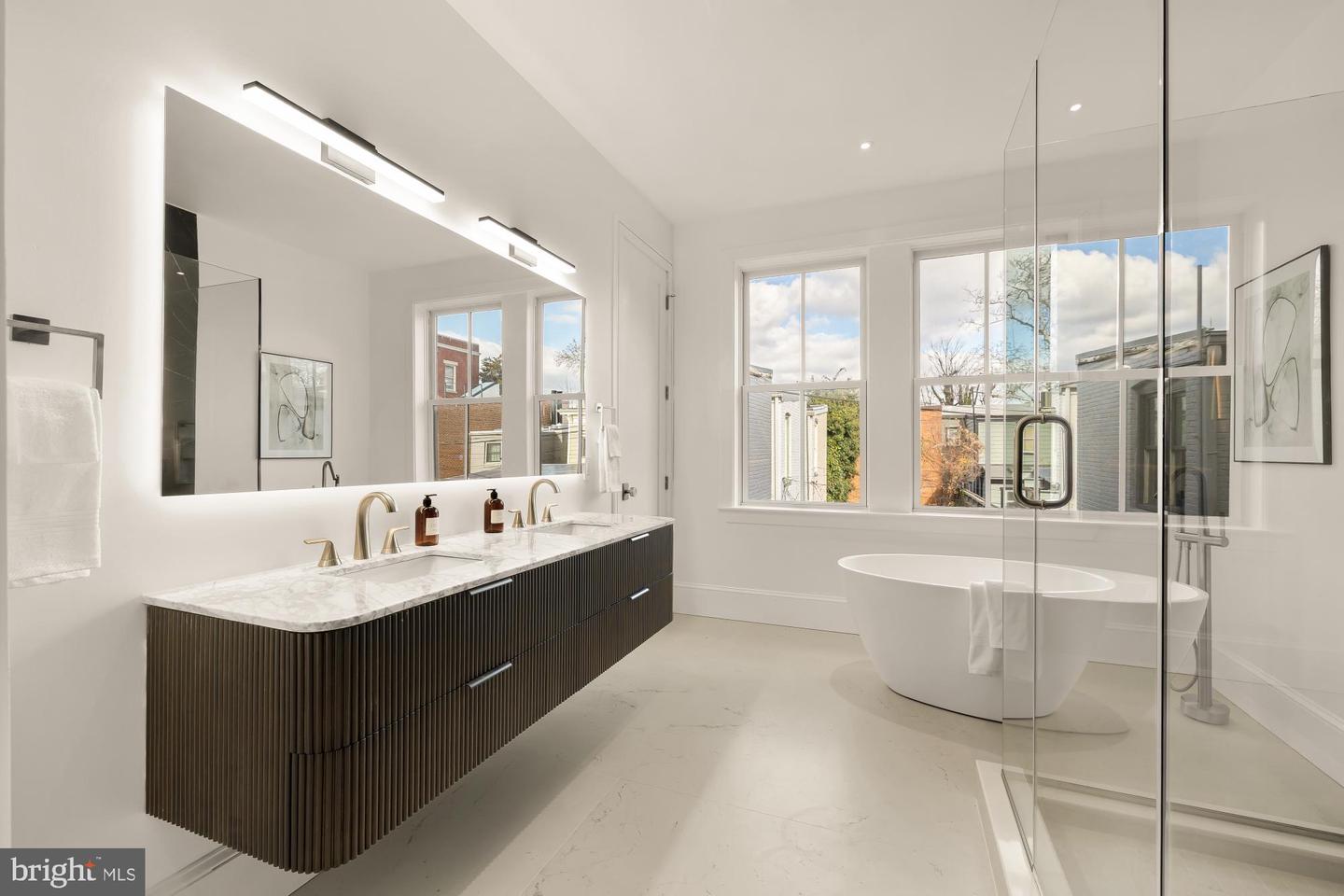 329 8TH ST NE, WASHINGTON, District Of Columbia 20002, ,Land,For sale,329 8TH ST NE,DCDC2235074 MLS # DCDC2235074