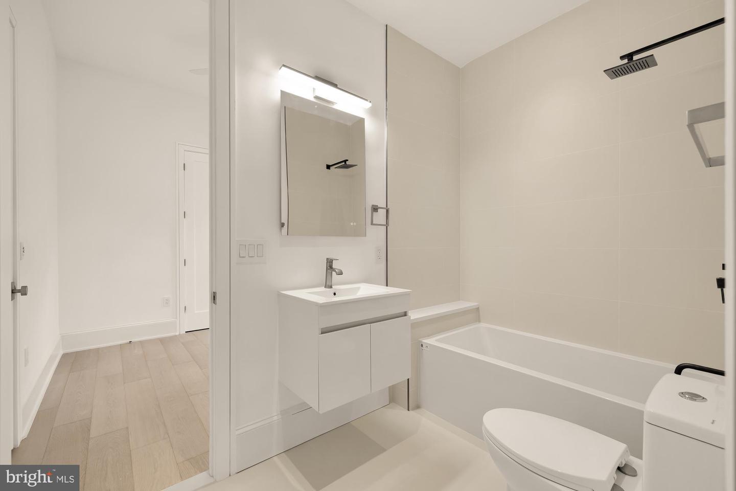 329 8TH ST NE, WASHINGTON, District Of Columbia 20002, ,Land,For sale,329 8TH ST NE,DCDC2235074 MLS # DCDC2235074