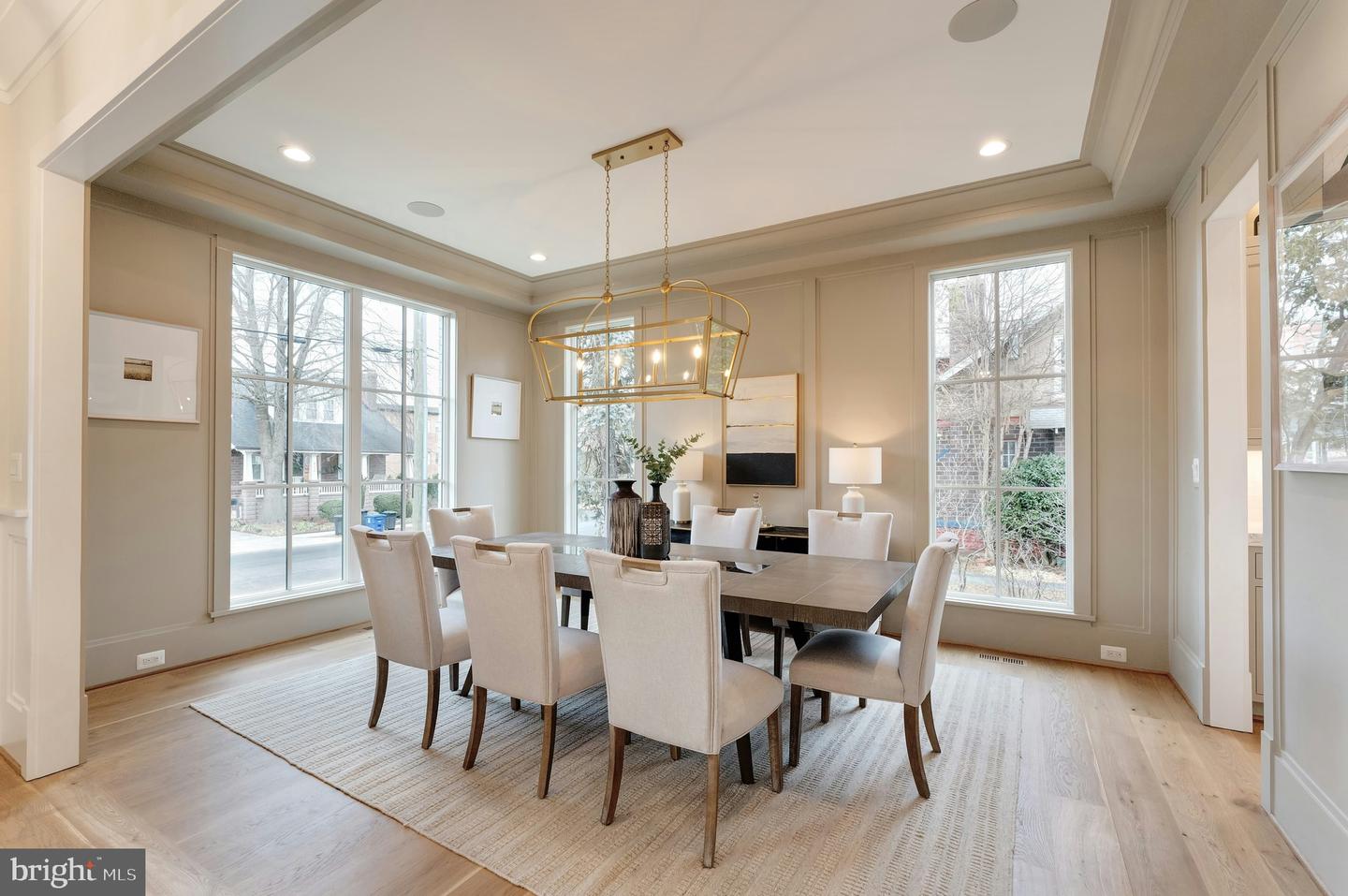 907 N HIGHLAND ST, ARLINGTON, Virginia 22201, 7 Bedrooms Bedrooms, ,6 BathroomsBathrooms,Residential,For sale,907 N HIGHLAND ST,VAAR2059272 MLS # VAAR2059272