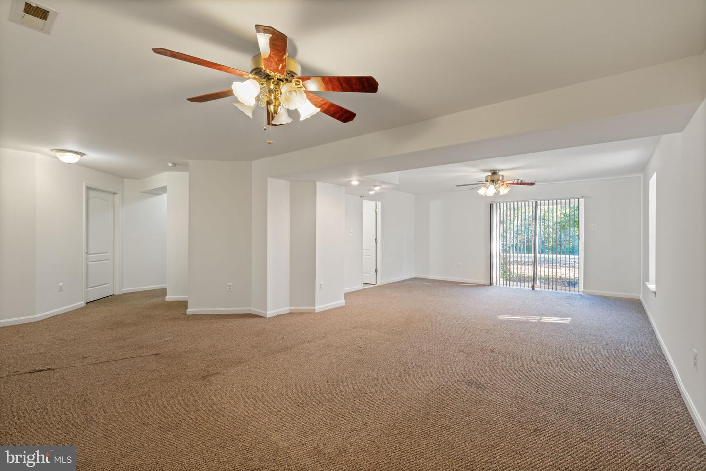 10746 GREENBRIAR LN, SPOTSYLVANIA, Virginia 22553, 5 Bedrooms Bedrooms, ,2 BathroomsBathrooms,Residential,For sale,10746 GREENBRIAR LN,VASP2034708 MLS # VASP2034708