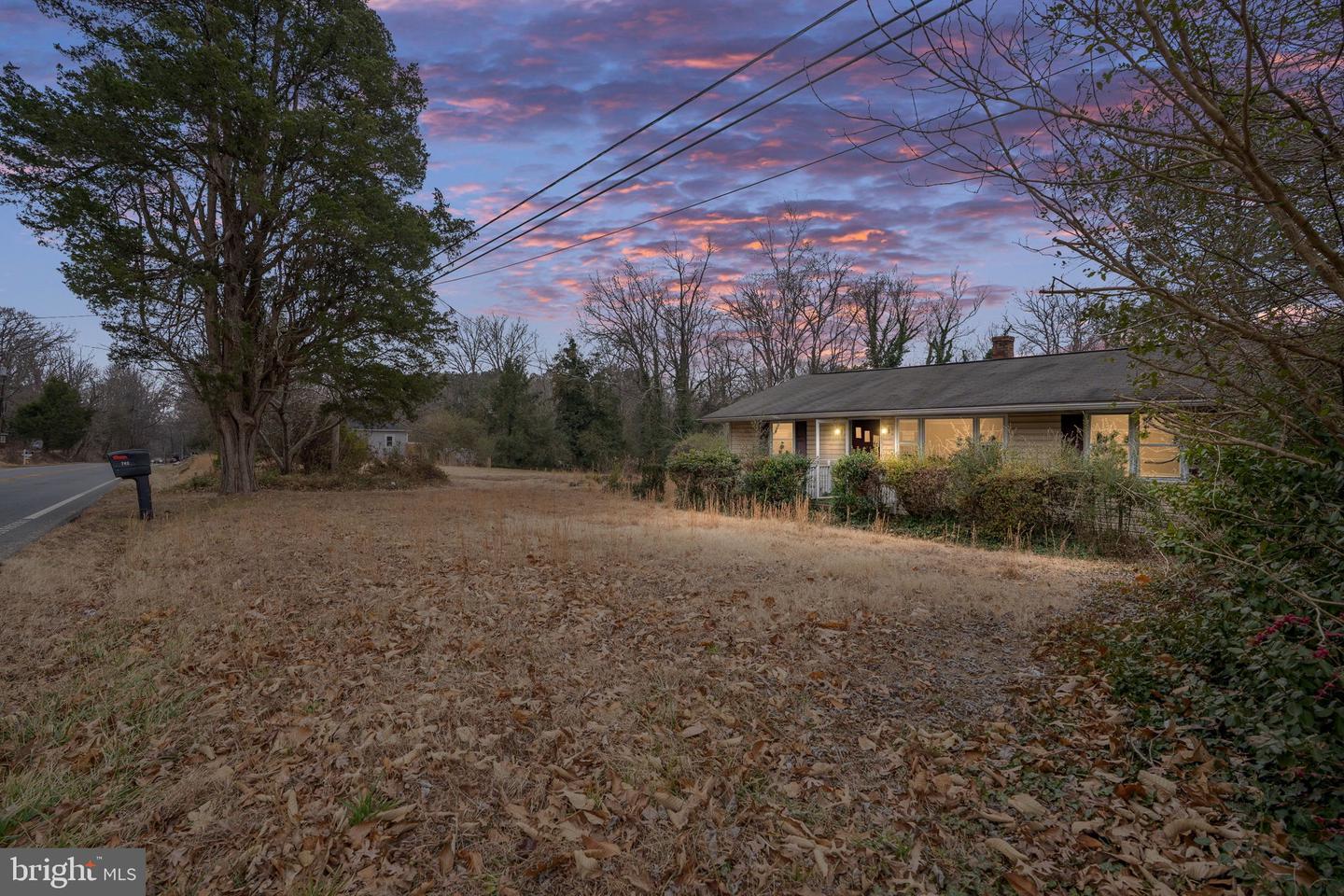 742 WHITE OAK RD, FREDERICKSBURG, Virginia 22405, ,Land,For sale,742 WHITE OAK RD,VAST2045060 MLS # VAST2045060