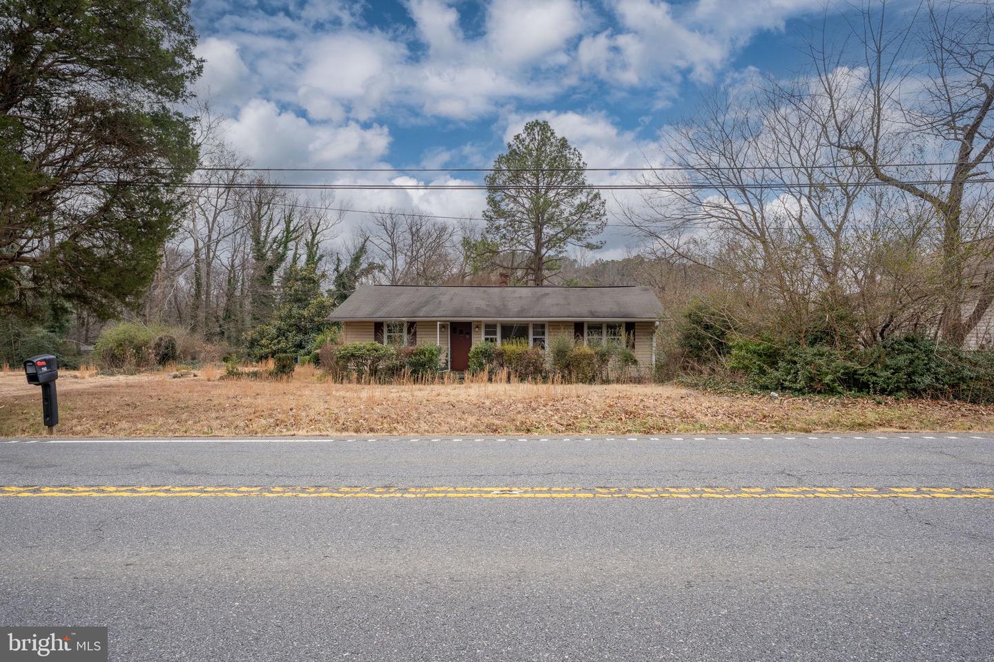 742 WHITE OAK RD, FREDERICKSBURG, Virginia 22405, ,Land,For sale,742 WHITE OAK RD,VAST2045060 MLS # VAST2045060