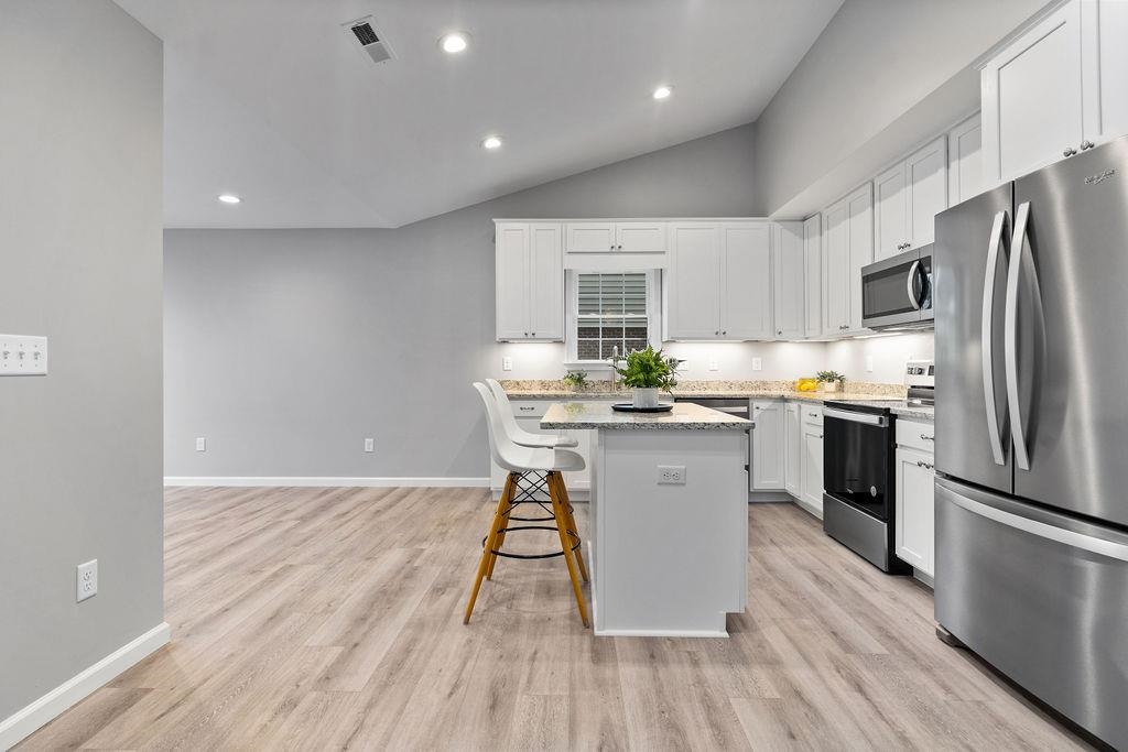 5 RIVER OAK DR, STAUNTON, Virginia 24401, 3 Bedrooms Bedrooms, ,2 BathroomsBathrooms,Residential,5 RIVER OAK DR,670973 MLS # 670973 5 RIVER OAK DR, STAUNTON, Virginia 24401, 3 Bedrooms Bedrooms, ,2 BathroomsBathrooms,Residential,5 RIVER OAK DR,670973 MLS # 670973