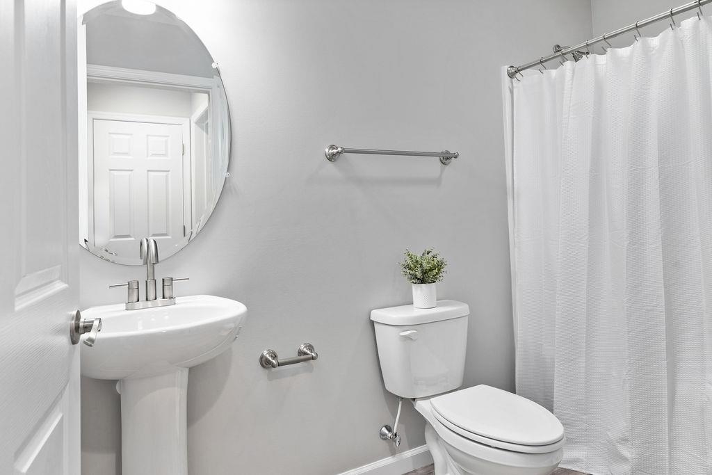 5 RIVER OAK DR, STAUNTON, Virginia 24401, 3 Bedrooms Bedrooms, ,2 BathroomsBathrooms,Residential,5 RIVER OAK DR,670973 MLS # 670973 5 RIVER OAK DR, STAUNTON, Virginia 24401, 3 Bedrooms Bedrooms, ,2 BathroomsBathrooms,Residential,5 RIVER OAK DR,670973 MLS # 670973