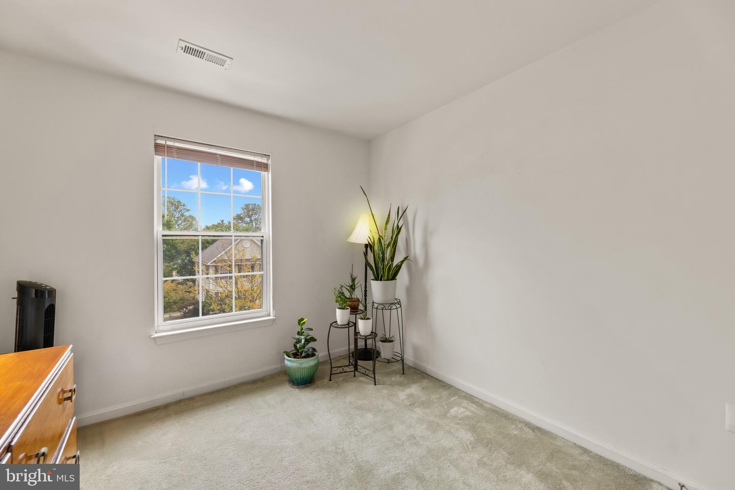 15086 JARRELL PL, WOODBRIDGE, Virginia 22193, 3 Bedrooms Bedrooms, ,2 BathroomsBathrooms,Residential,For sale,15086 JARRELL PL,VAPW2100466 MLS # VAPW2100466