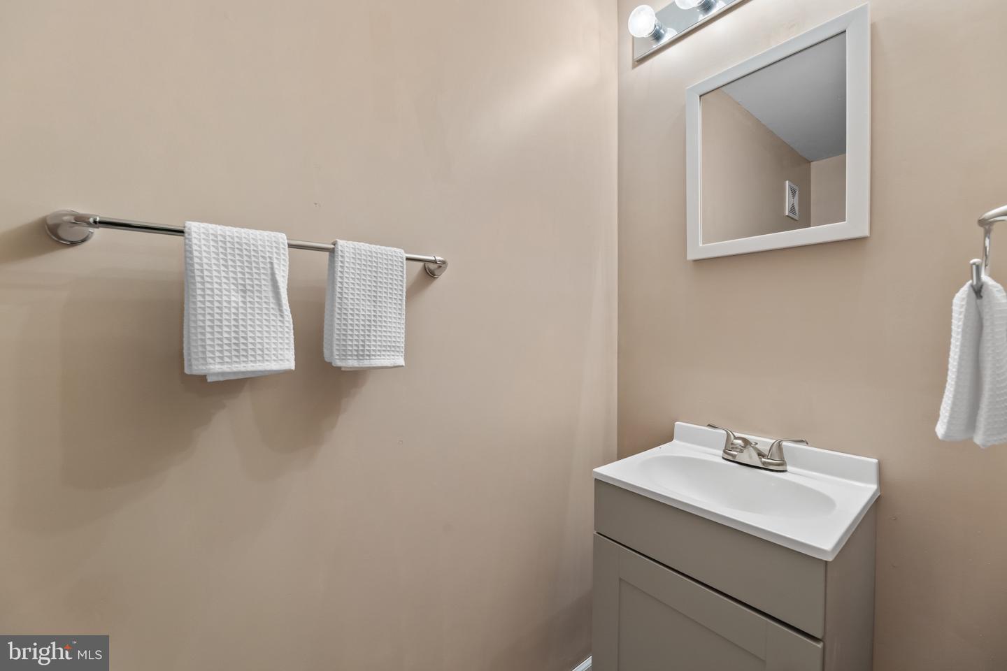 15086 JARRELL PL, WOODBRIDGE, Virginia 22193, 3 Bedrooms Bedrooms, ,2 BathroomsBathrooms,Residential,For sale,15086 JARRELL PL,VAPW2100466 MLS # VAPW2100466