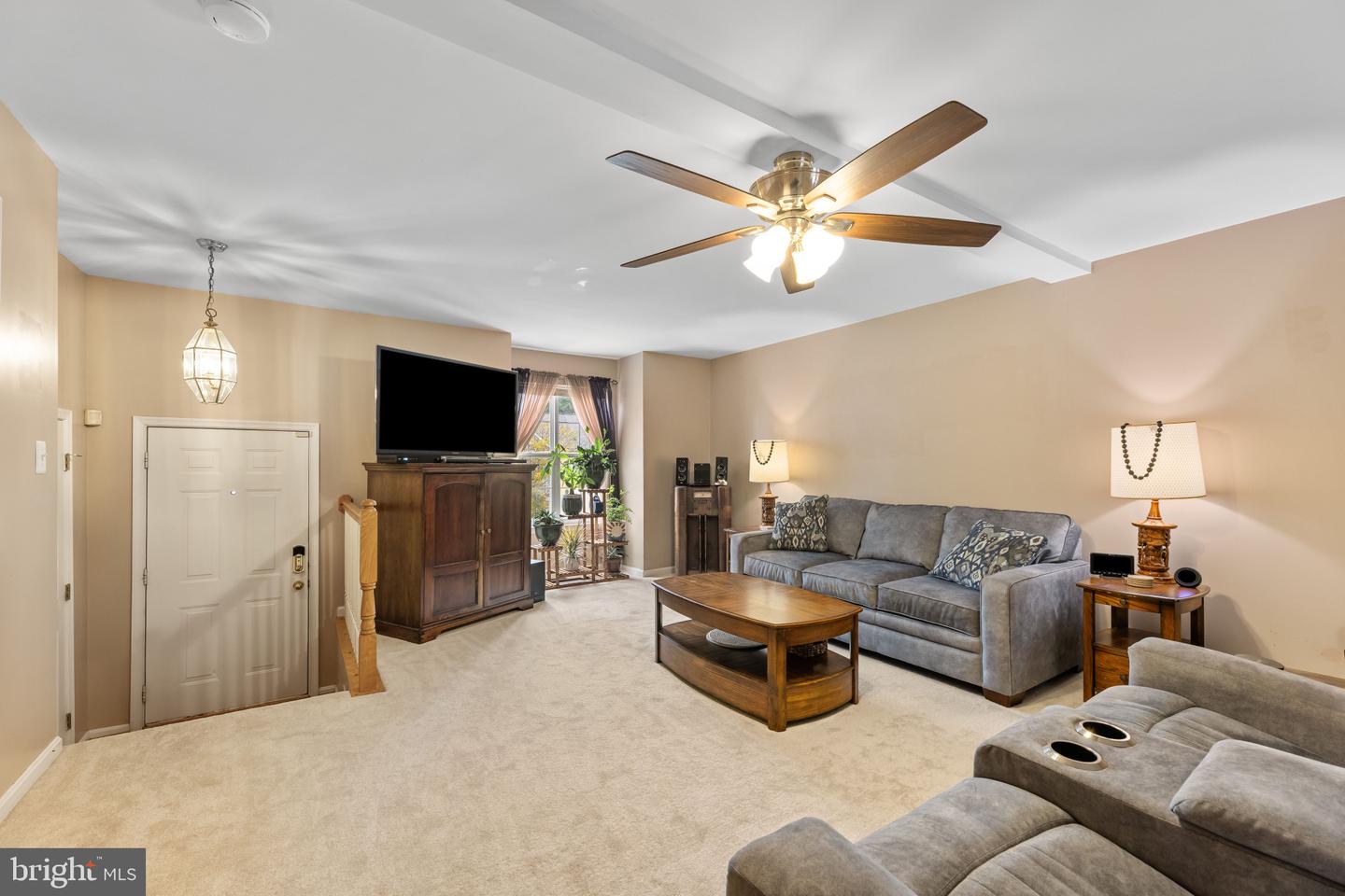 15086 JARRELL PL, WOODBRIDGE, Virginia 22193, 3 Bedrooms Bedrooms, ,2 BathroomsBathrooms,Residential,For sale,15086 JARRELL PL,VAPW2100466 MLS # VAPW2100466