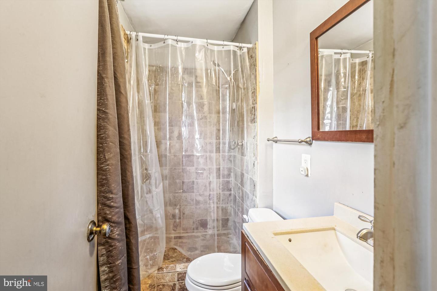 3409 MASSACHUSETTS AVE SE, WASHINGTON, District Of Columbia 20019, 3 Bedrooms Bedrooms, ,3 BathroomsBathrooms,Residential,For sale,3409 MASSACHUSETTS AVE SE,DCDC2223520 MLS # DCDC2223520