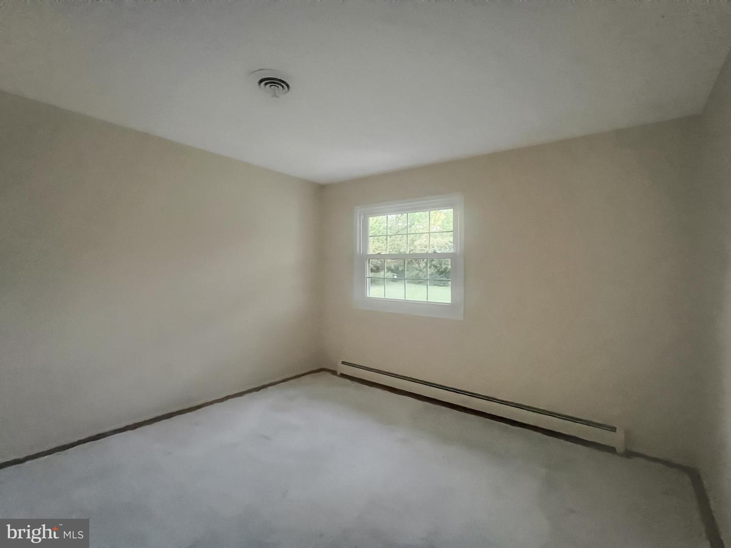 14550 EASTMAN ST, WOODBRIDGE, Virginia 22193, 3 Bedrooms Bedrooms, ,2 BathroomsBathrooms,Residential,For sale,14550 EASTMAN ST,VAPW2104846 MLS # VAPW2104846