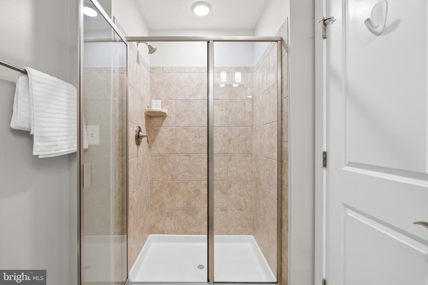 1409 VAN VALKENBURGH LN, ALEXANDRIA, Virginia 22301, 3 Bedrooms Bedrooms, ,3 BathroomsBathrooms,Residential,For sale,1409 VAN VALKENBURGH LN,VAAX2051748 MLS # VAAX2051748