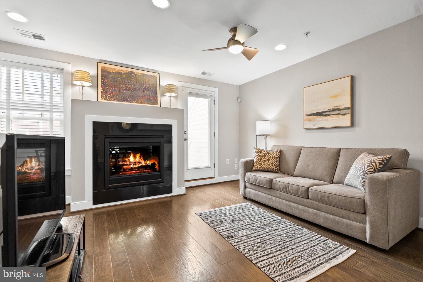 1409 VAN VALKENBURGH LN, ALEXANDRIA, Virginia 22301, 3 Bedrooms Bedrooms, ,3 BathroomsBathrooms,Residential,For sale,1409 VAN VALKENBURGH LN,VAAX2051748 MLS # VAAX2051748