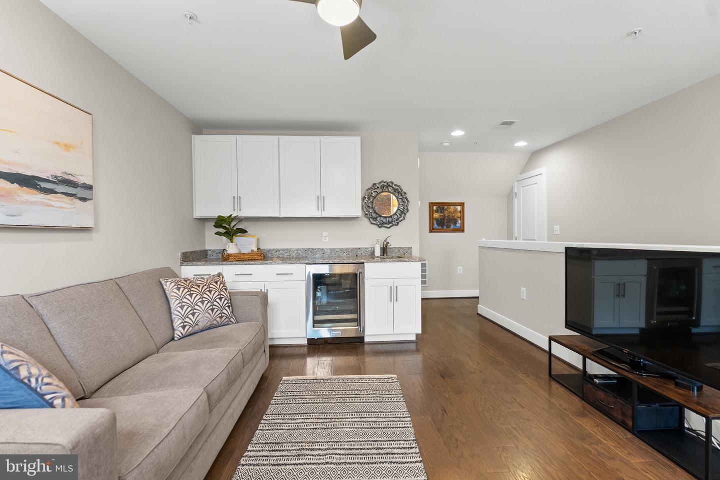 1409 VAN VALKENBURGH LN, ALEXANDRIA, Virginia 22301, 3 Bedrooms Bedrooms, ,3 BathroomsBathrooms,Residential,For sale,1409 VAN VALKENBURGH LN,VAAX2051748 MLS # VAAX2051748