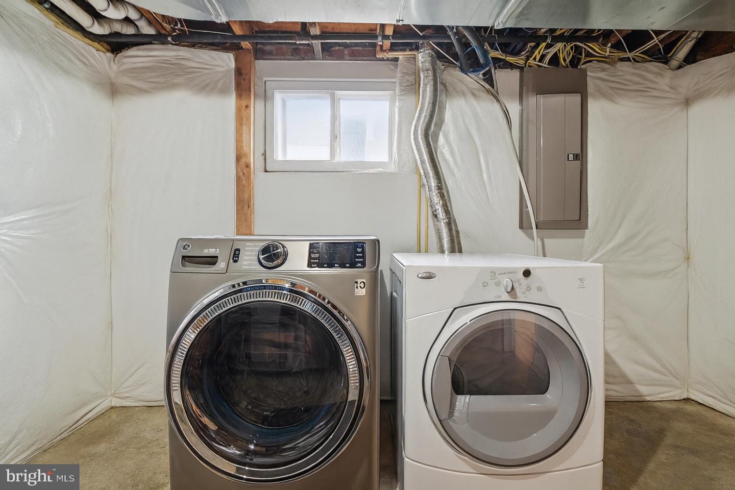 5300 WILSON BLVD, ARLINGTON, Virginia 22205, 3 Bedrooms Bedrooms, ,3 BathroomsBathrooms,Residential,For sale,5300 WILSON BLVD,VAAR2066110 MLS # VAAR2066110