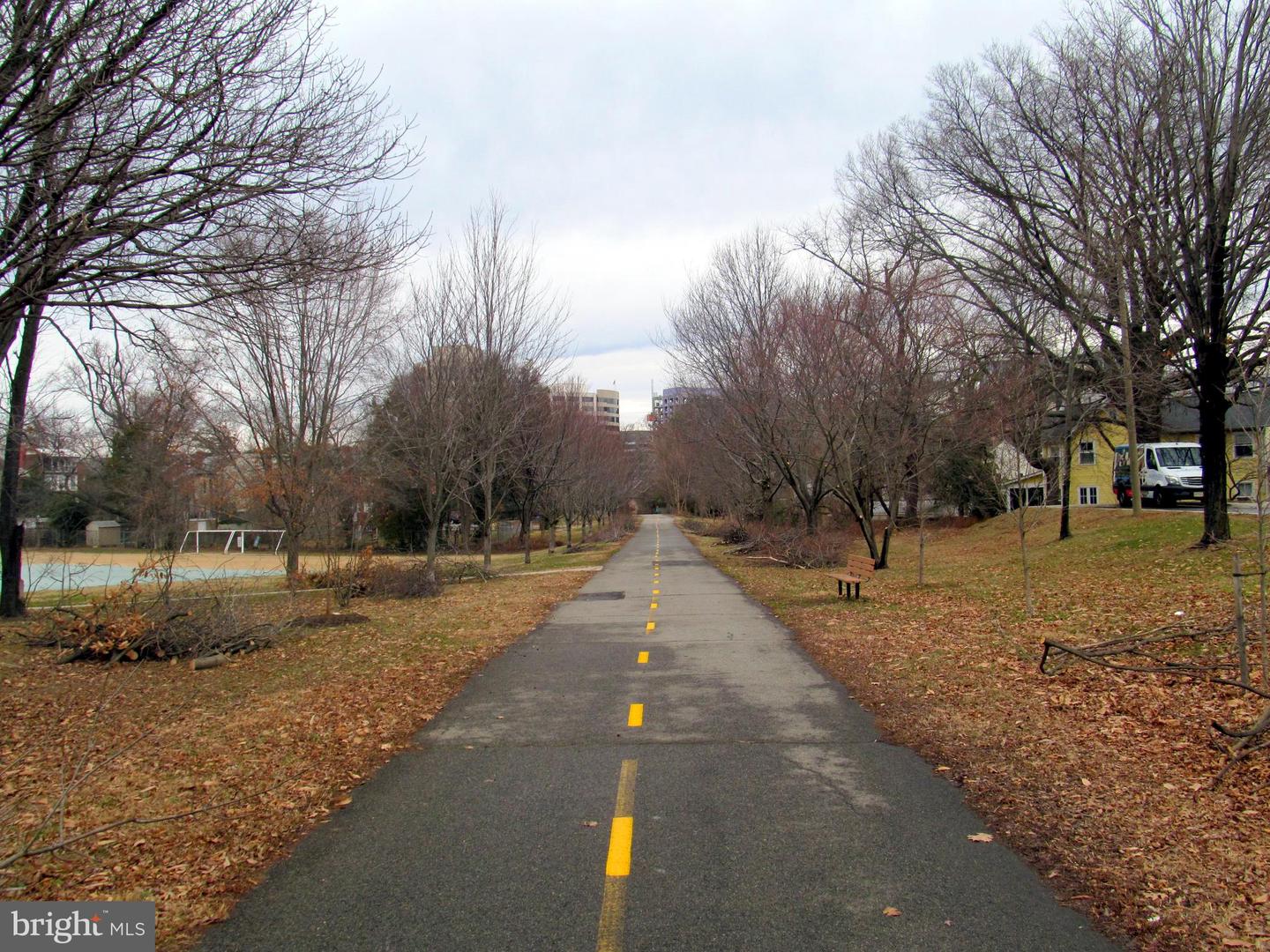 5300 WILSON BLVD, ARLINGTON, Virginia 22205, 3 Bedrooms Bedrooms, ,3 BathroomsBathrooms,Residential,For sale,5300 WILSON BLVD,VAAR2066110 MLS # VAAR2066110