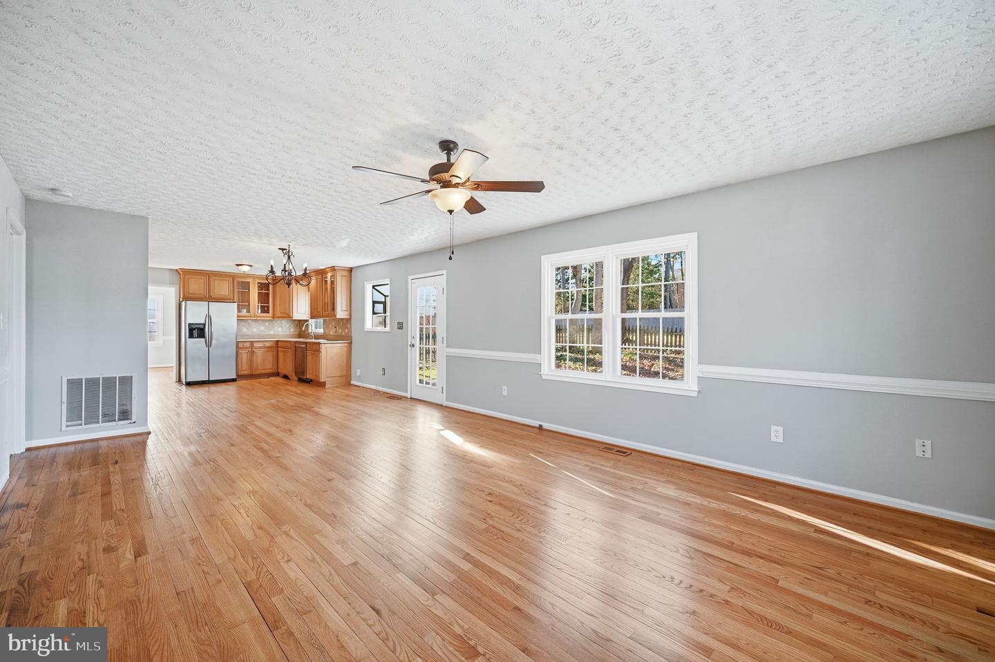 516 GLENEAGLE DR, FREDERICKSBURG, Virginia 22405, 4 Bedrooms Bedrooms, ,3 BathroomsBathrooms,Residential,For sale,516 GLENEAGLE DR,VAST2044422 MLS # VAST2044422