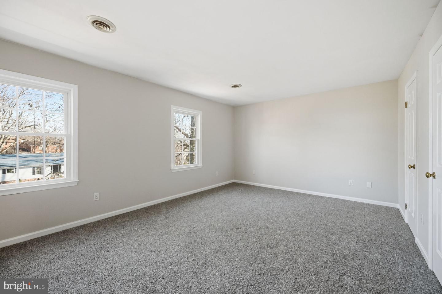 516 GLENEAGLE DR, FREDERICKSBURG, Virginia 22405, 4 Bedrooms Bedrooms, ,3 BathroomsBathrooms,Residential,For sale,516 GLENEAGLE DR,VAST2044422 MLS # VAST2044422