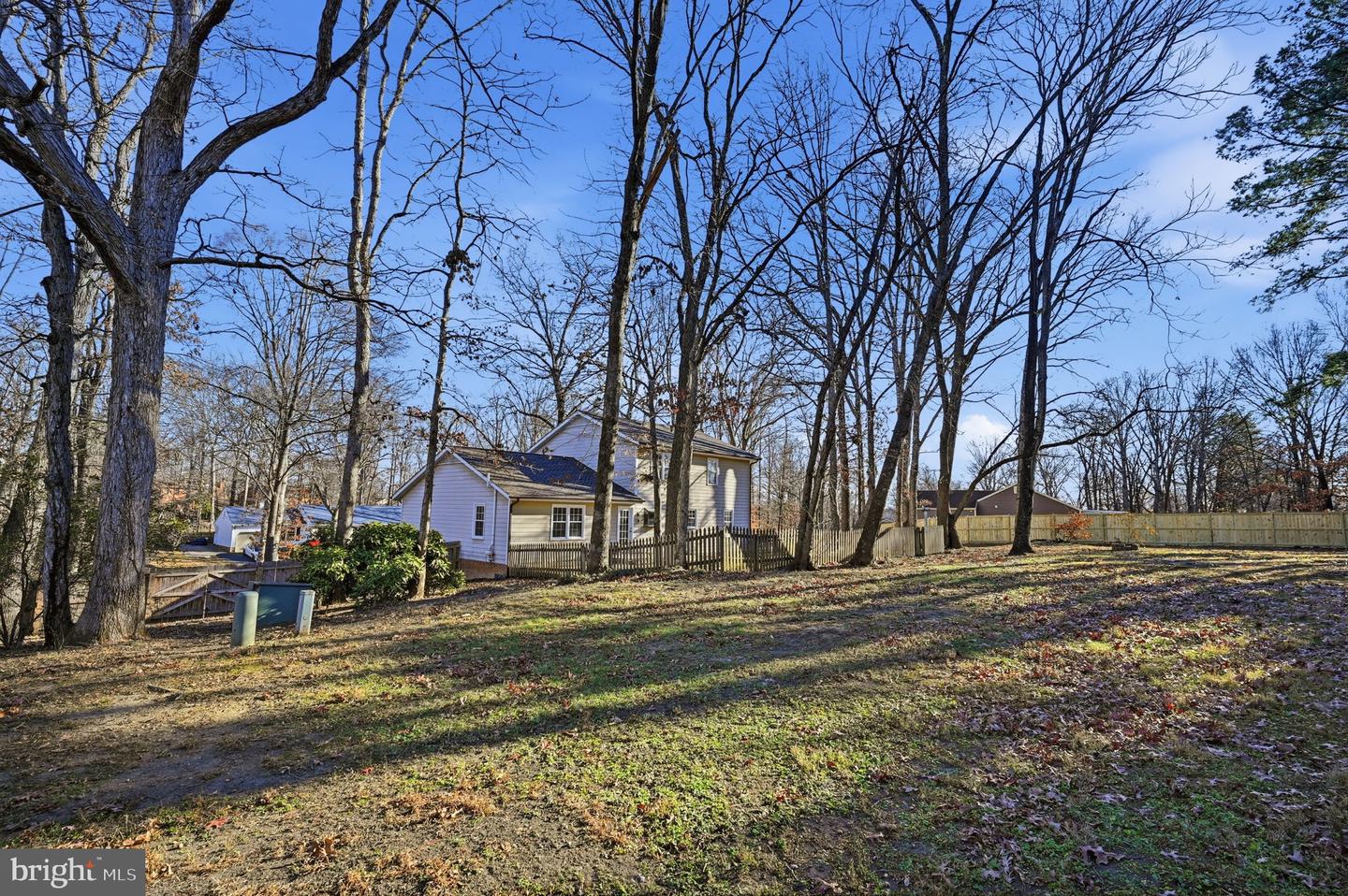 516 GLENEAGLE DR, FREDERICKSBURG, Virginia 22405, 4 Bedrooms Bedrooms, ,3 BathroomsBathrooms,Residential,For sale,516 GLENEAGLE DR,VAST2044422 MLS # VAST2044422