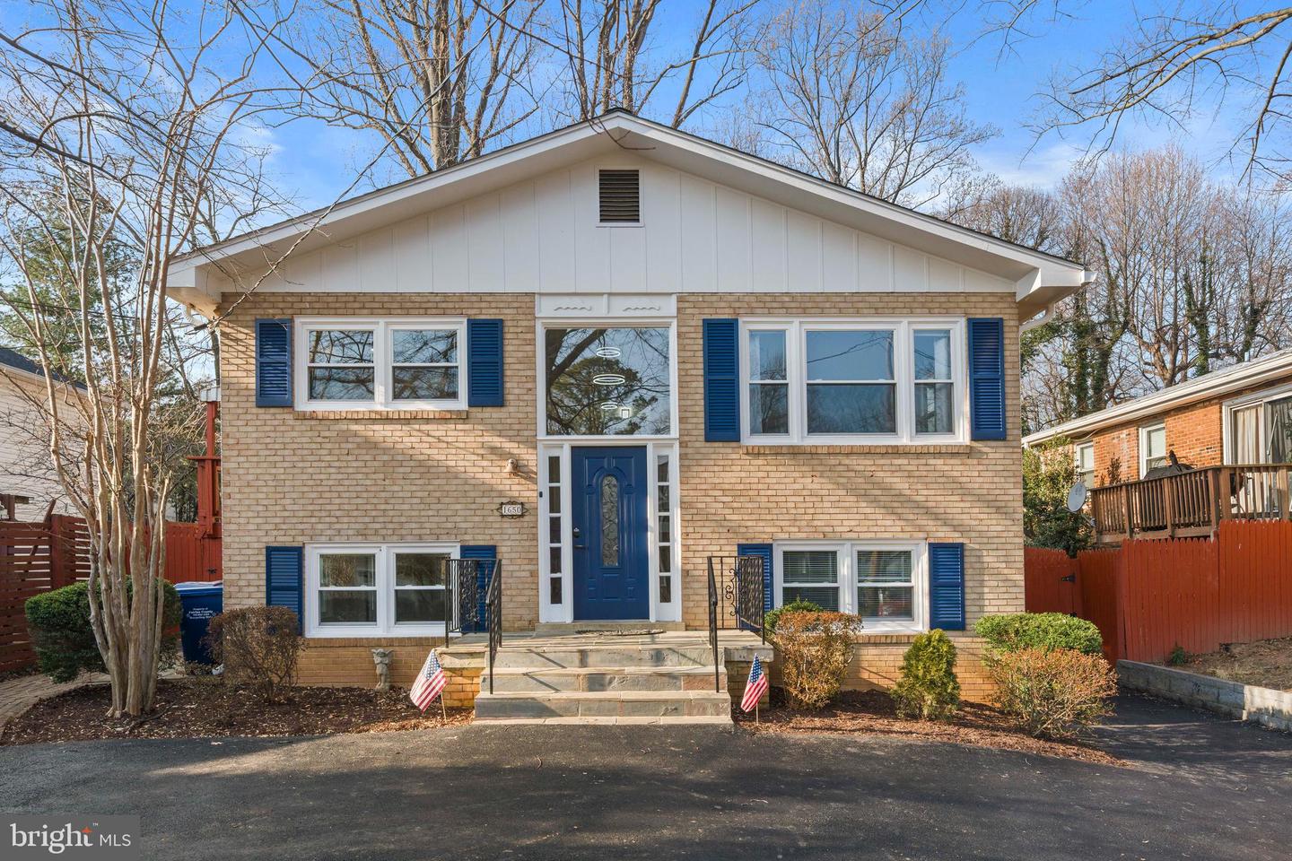 1650 LA SALLE AVE, MCLEAN, Virginia 22102, 5 Bedrooms Bedrooms, ,3 BathroomsBathrooms,Residential,For sale,1650 LA SALLE AVE,VAFX2280820 MLS # VAFX2280820