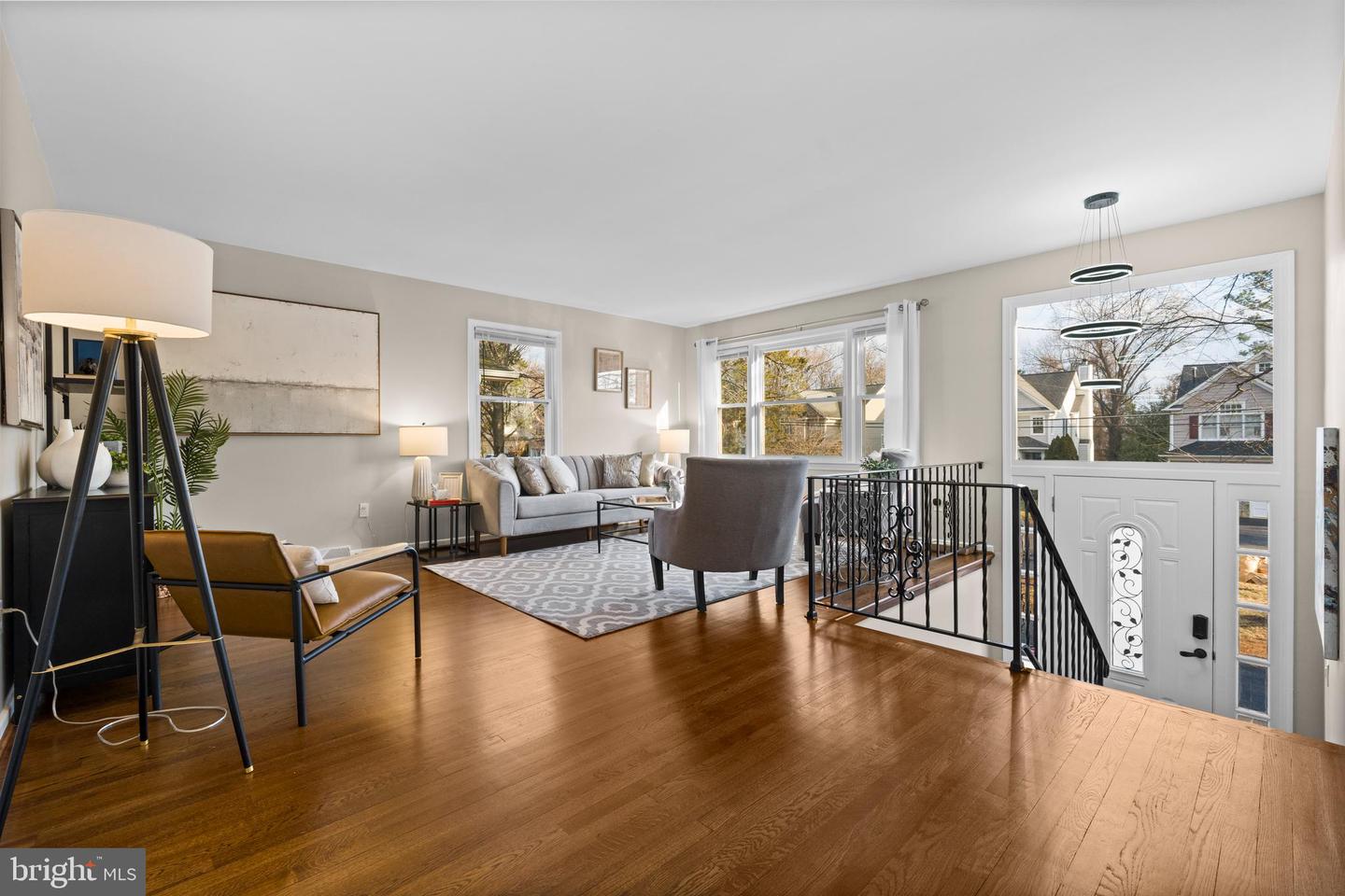 1650 LA SALLE AVE, MCLEAN, Virginia 22102, 5 Bedrooms Bedrooms, ,3 BathroomsBathrooms,Residential,For sale,1650 LA SALLE AVE,VAFX2280820 MLS # VAFX2280820