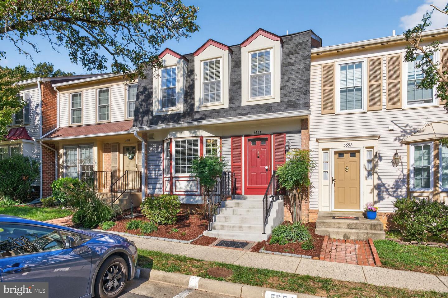 5654 RIDGE VIEW DR, ALEXANDRIA, Virginia 22310, 3 Bedrooms Bedrooms, ,2 BathroomsBathrooms,Residential,For sale,5654 RIDGE VIEW DR,VAFX2282190 MLS # VAFX2282190 5654 RIDGE VIEW DR, ALEXANDRIA, Virginia 22310, 3 Bedrooms Bedrooms, ,2 BathroomsBathrooms,Residential,For sale,5654 RIDGE VIEW DR,VAFX2282190 MLS # VAFX2282190