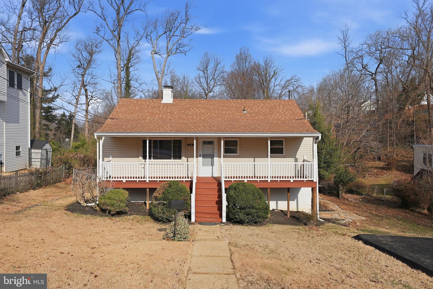 6436 MAPLEWOOD DR, FALLS CHURCH, Virginia 22041, 4 Bedrooms Bedrooms, ,2 BathroomsBathrooms,Residential,For sale,6436 MAPLEWOOD DR,VAFX2282830 MLS # VAFX2282830