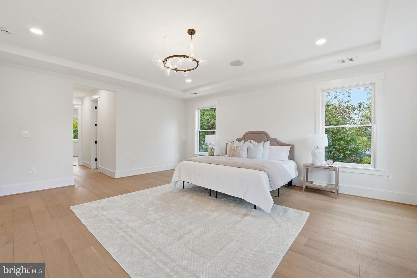 7228 ALLAN AVE, FALLS CHURCH, Virginia 22046, 6 Bedrooms Bedrooms, ,6 BathroomsBathrooms,Residential,For sale,7228 ALLAN AVE,VAFX2282986 MLS # VAFX2282986