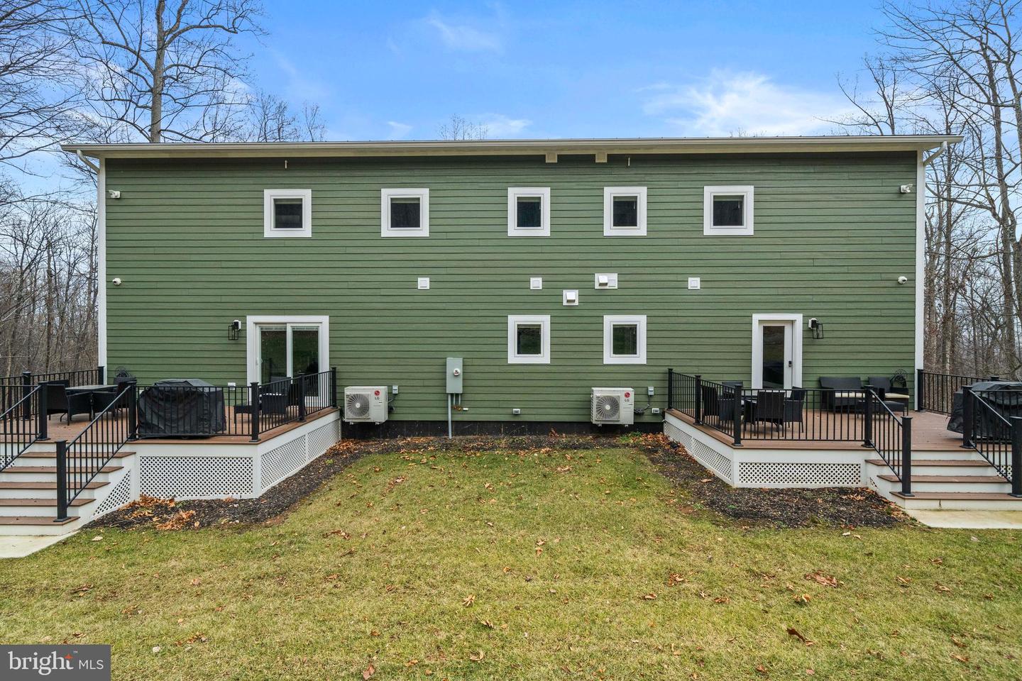 13537 HANGING ROCK LN, LOVETTSVILLE, Virginia 20180, 3 Bedrooms Bedrooms, 9 Rooms Rooms,2 BathroomsBathrooms,Residential,For sale,13537 HANGING ROCK LN,VALO2112918 MLS # VALO2112918