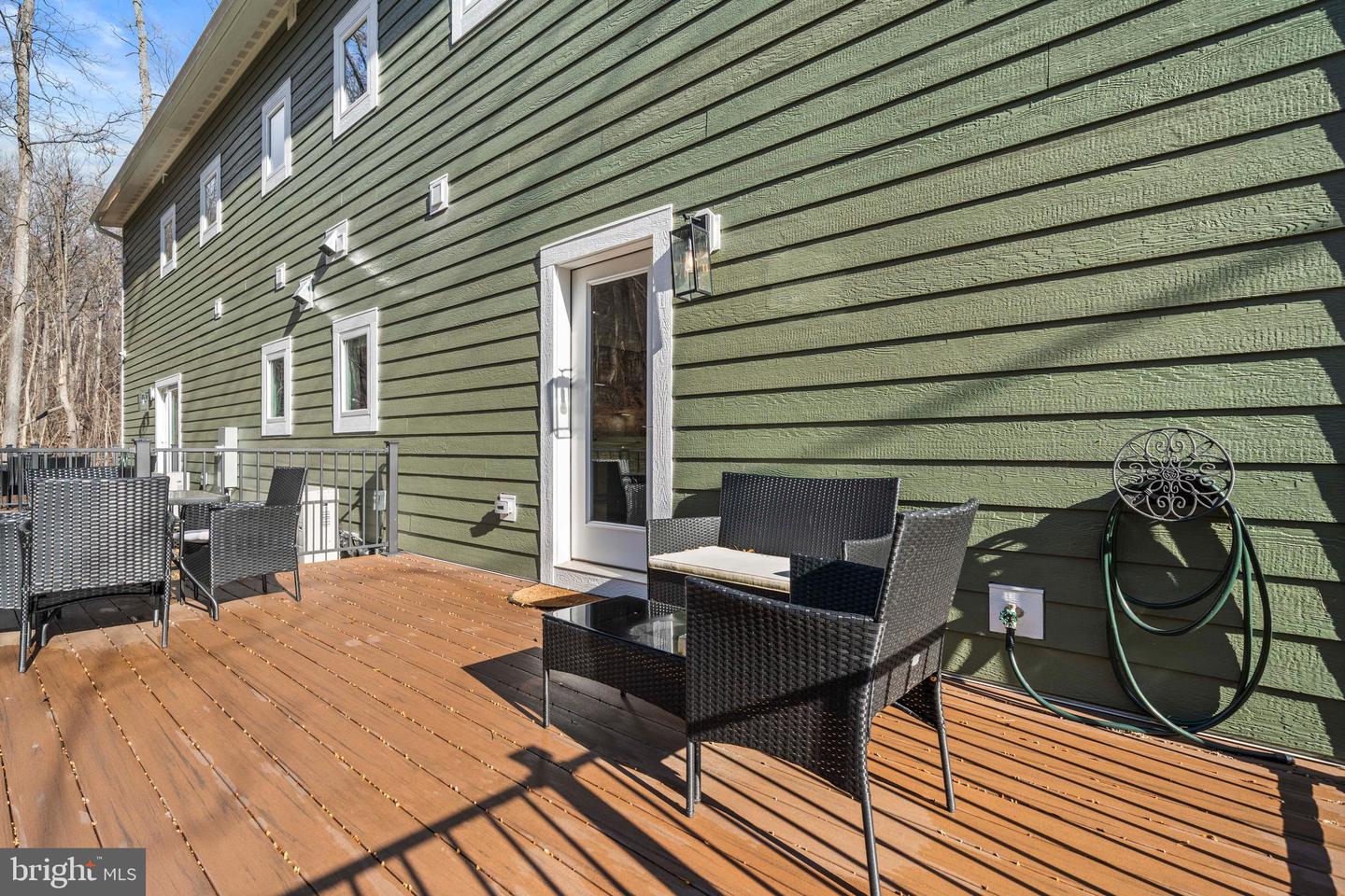 13537 HANGING ROCK LN, LOVETTSVILLE, Virginia 20180, 3 Bedrooms Bedrooms, 9 Rooms Rooms,2 BathroomsBathrooms,Residential,For sale,13537 HANGING ROCK LN,VALO2112918 MLS # VALO2112918