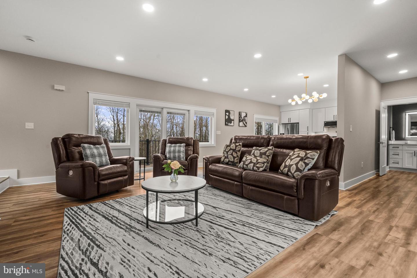 13537 HANGING ROCK LN, LOVETTSVILLE, Virginia 20180, 3 Bedrooms Bedrooms, 9 Rooms Rooms,2 BathroomsBathrooms,Residential,For sale,13537 HANGING ROCK LN,VALO2112918 MLS # VALO2112918