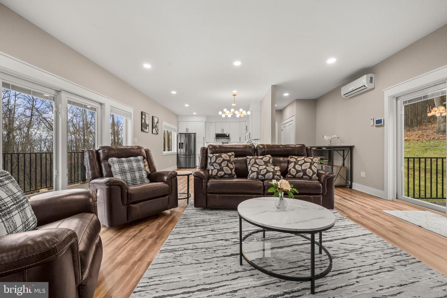 13537 HANGING ROCK LN, LOVETTSVILLE, Virginia 20180, 3 Bedrooms Bedrooms, 9 Rooms Rooms,2 BathroomsBathrooms,Residential,For sale,13537 HANGING ROCK LN,VALO2112918 MLS # VALO2112918