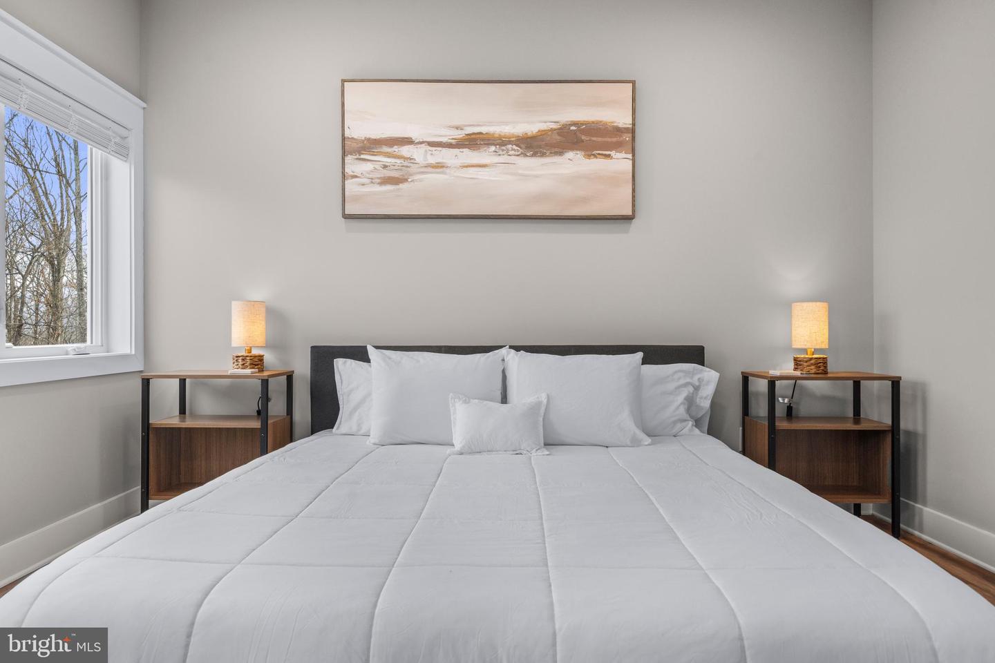 13537 HANGING ROCK LN, LOVETTSVILLE, Virginia 20180, 3 Bedrooms Bedrooms, 9 Rooms Rooms,2 BathroomsBathrooms,Residential,For sale,13537 HANGING ROCK LN,VALO2112918 MLS # VALO2112918