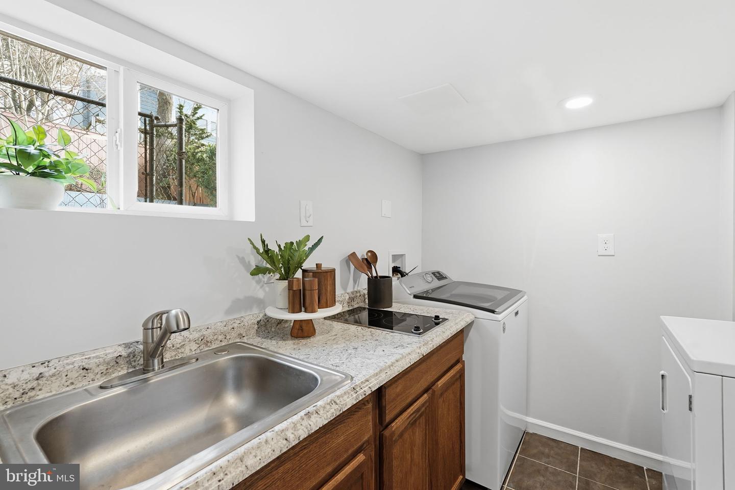 2109 S QUEBEC ST S, ARLINGTON, Virginia 22204, 4 Bedrooms Bedrooms, ,2 BathroomsBathrooms,Residential,For sale,2109 S QUEBEC ST S,VAAR2067172 MLS # VAAR2067172