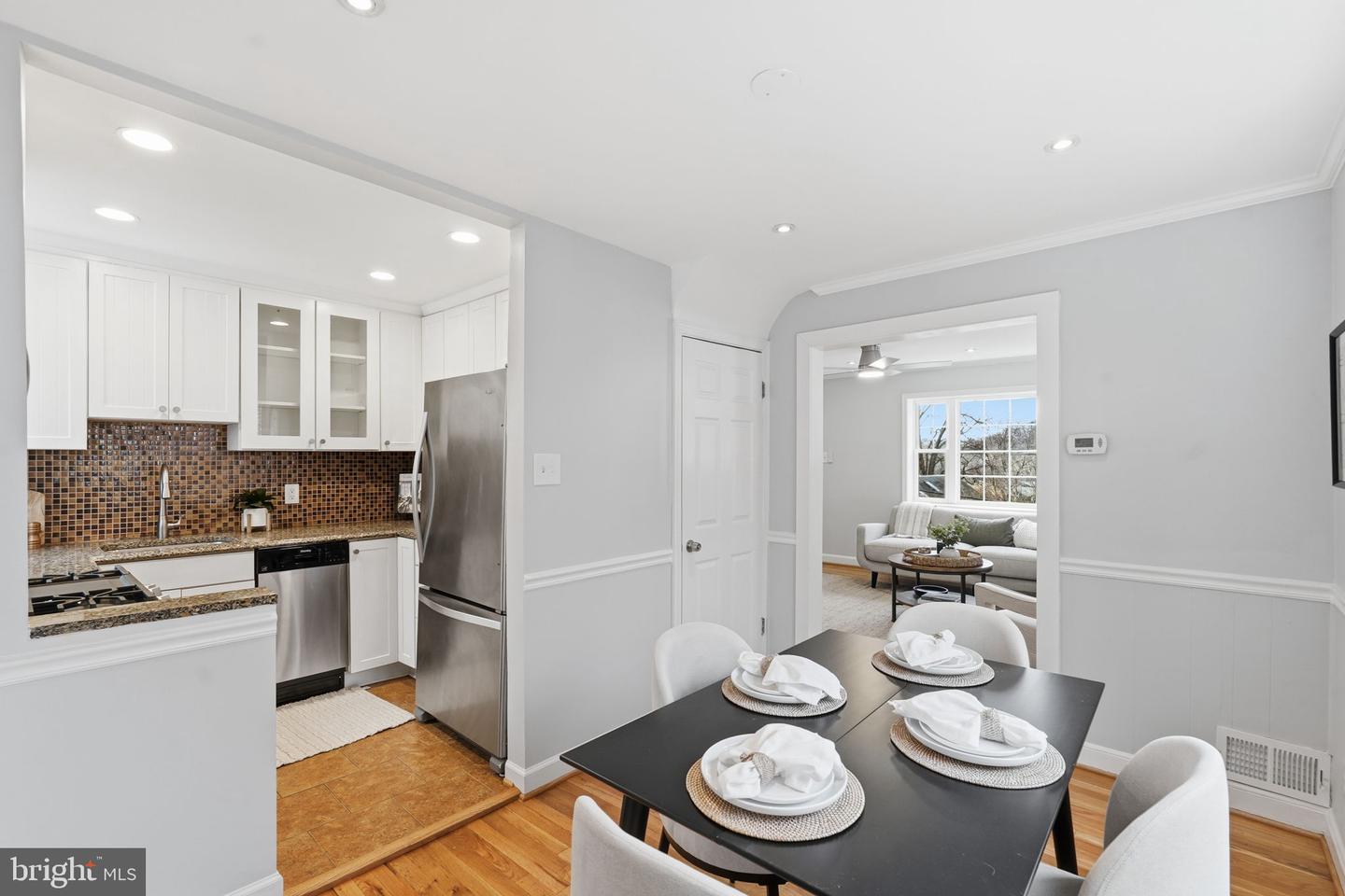 2109 S QUEBEC ST S, ARLINGTON, Virginia 22204, 4 Bedrooms Bedrooms, ,2 BathroomsBathrooms,Residential,For sale,2109 S QUEBEC ST S,VAAR2067172 MLS # VAAR2067172