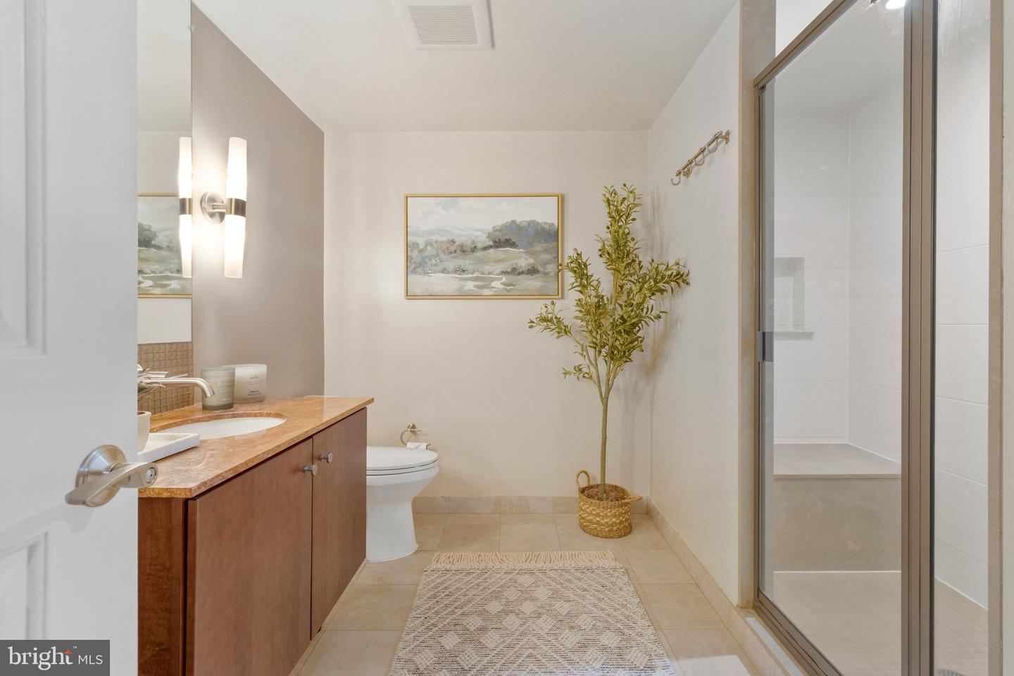 1025 1ST ST SE #907, WASHINGTON, District Of Columbia 20003, ,1 BathroomBathrooms,Residential,For sale,1025 1ST ST SE #907,DCDC2239224 MLS # DCDC2239224