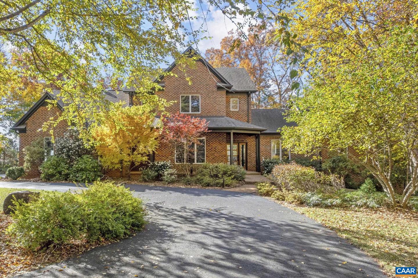 2815 COLA WOODS LN, CHARLOTTESVILLE, Virginia 22901, 5 Bedrooms Bedrooms, ,4 BathroomsBathrooms,Residential,For sale,2815 COLA WOODS LN,672139 MLS # 672139 2815 COLA WOODS LN, CHARLOTTESVILLE, Virginia 22901, 5 Bedrooms Bedrooms, ,4 BathroomsBathrooms,Residential,For sale,2815 COLA WOODS LN,672139 MLS # 672139