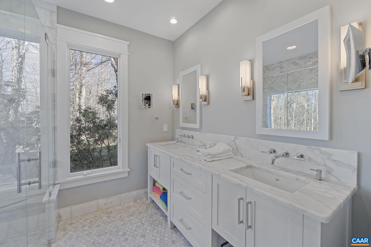 2815 COLA WOODS LN, CHARLOTTESVILLE, Virginia 22901, 5 Bedrooms Bedrooms, ,4 BathroomsBathrooms,Residential,For sale,2815 COLA WOODS LN,672139 MLS # 672139