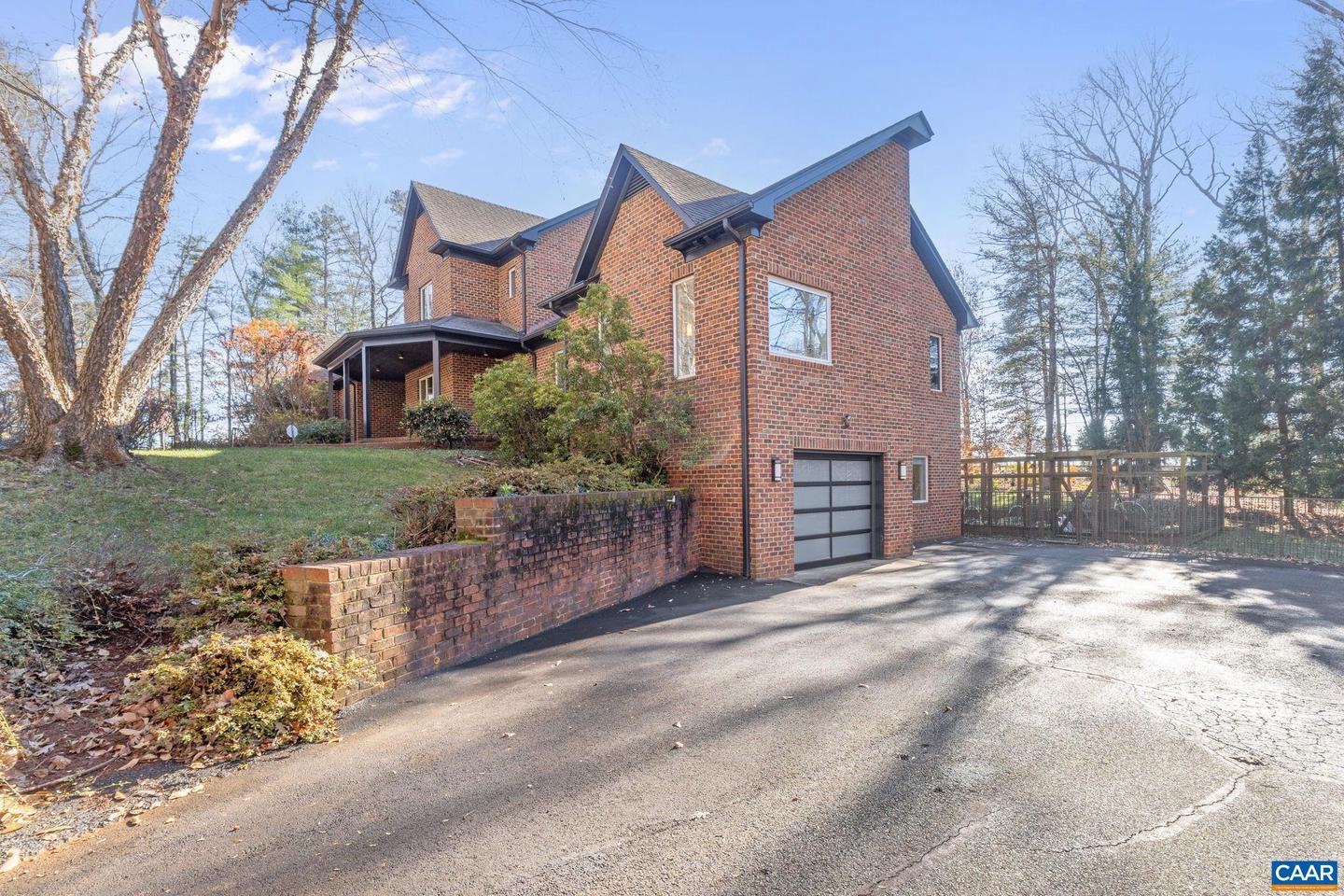 2815 COLA WOODS LN, CHARLOTTESVILLE, Virginia 22901, 5 Bedrooms Bedrooms, ,4 BathroomsBathrooms,Residential,For sale,2815 COLA WOODS LN,672139 MLS # 672139