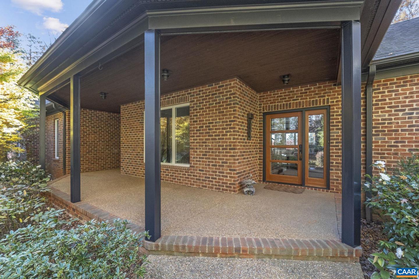 2815 COLA WOODS LN, CHARLOTTESVILLE, Virginia 22901, 5 Bedrooms Bedrooms, ,4 BathroomsBathrooms,Residential,For sale,2815 COLA WOODS LN,672139 MLS # 672139